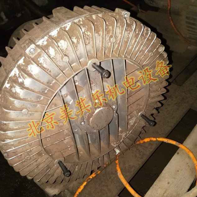 使用高壓鼓風(fēng)機時應(yīng)該如何防護(hù)